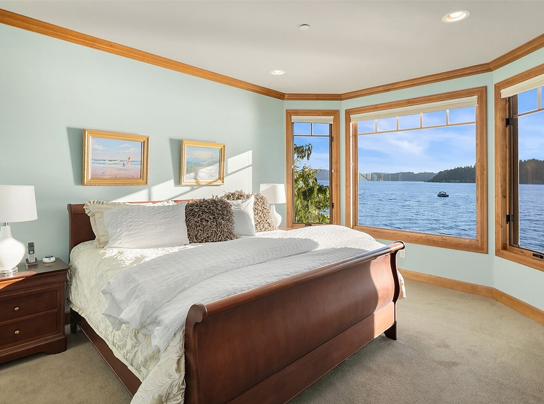 Pristine Waterfront Residence