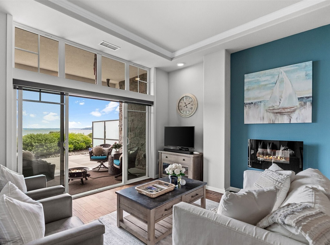 Scenic Garden-Level Condo