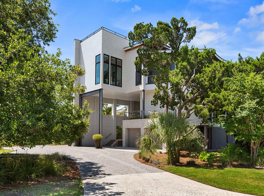 Architecturally Designed Modern Masterpiece with Panoramic Ocean Views!