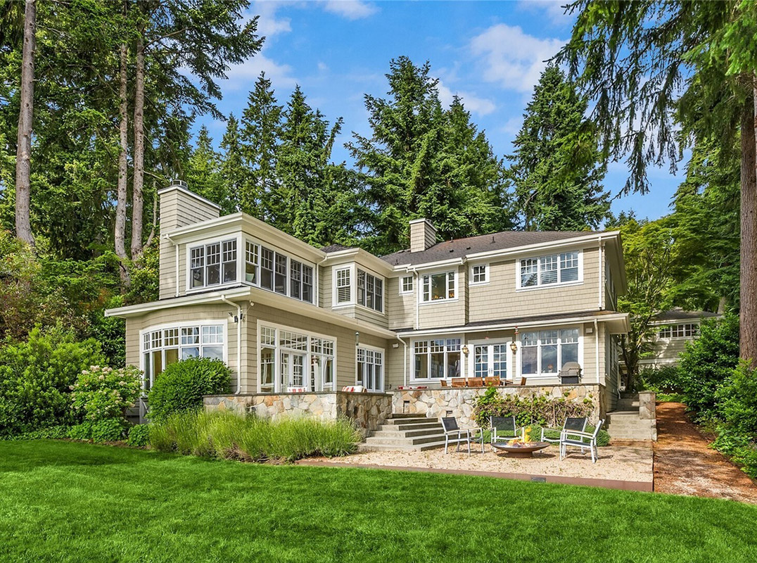 Manzanita's Coastal Estate