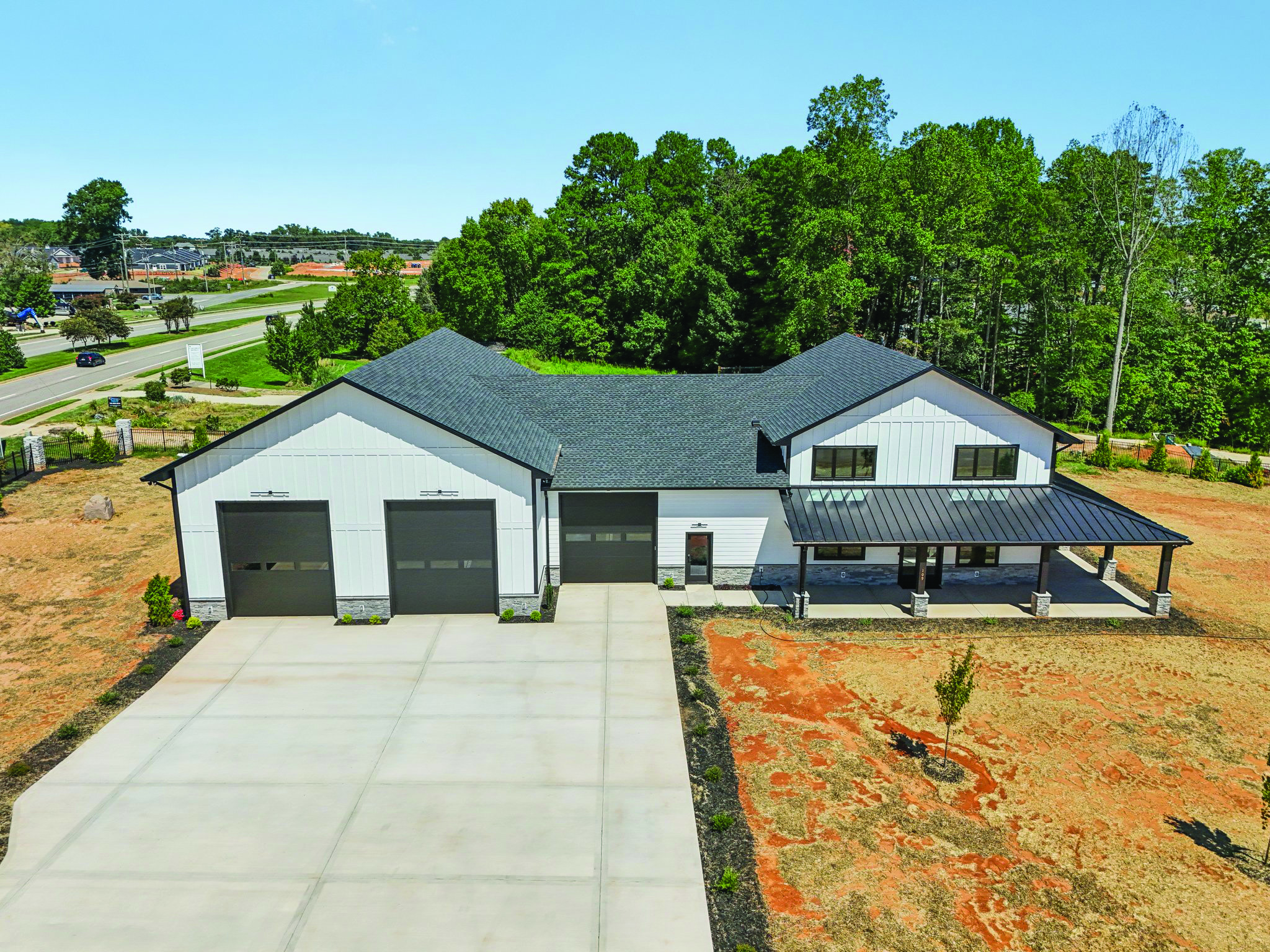 Luxury Barndominium in Gated Enclave