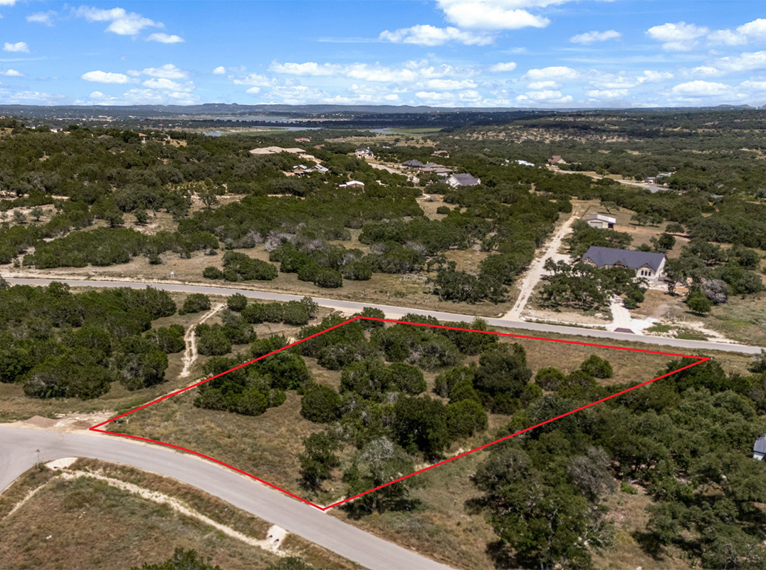 1746 Paradise Pkwy (Lot 33) - 1.74 acres