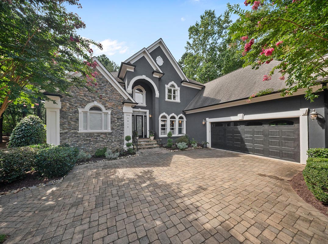 Sought-after Northview Harbour with Deeded Boat Slip