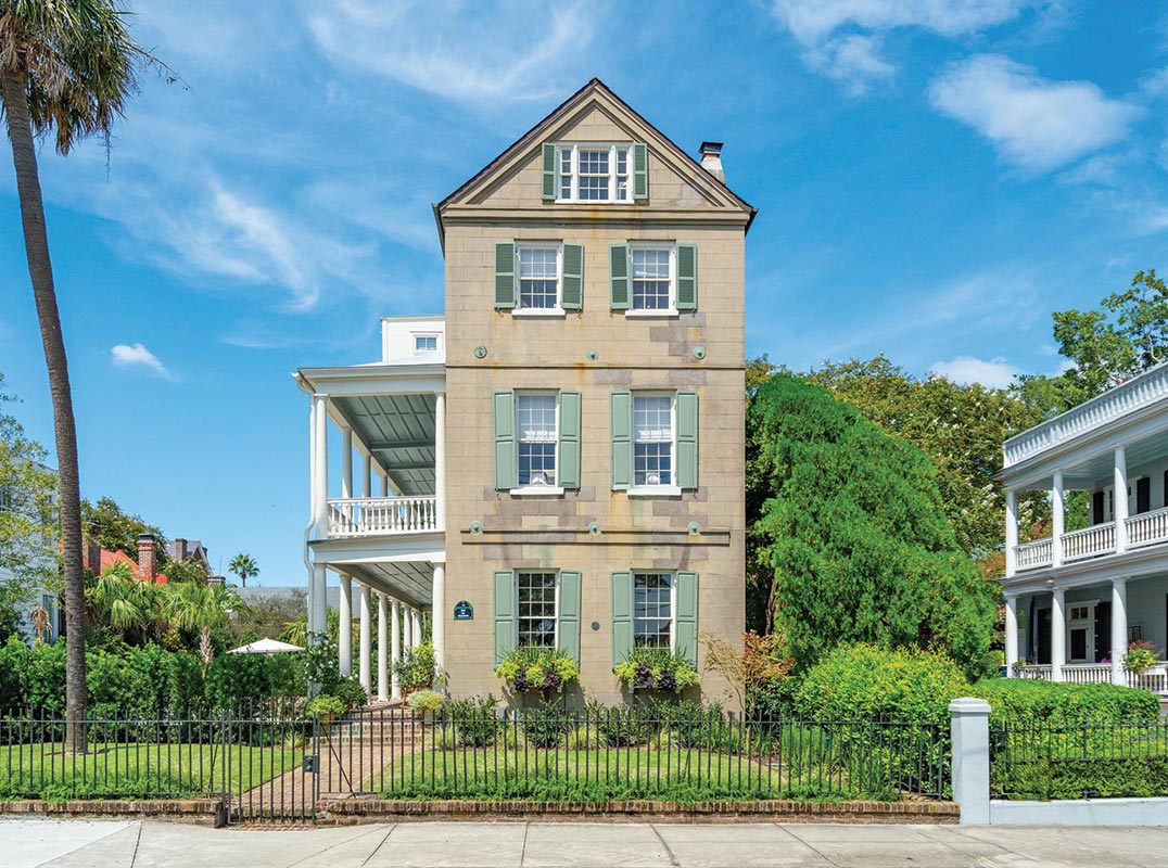 Stunning Masonry Charleston Single Built in 1839