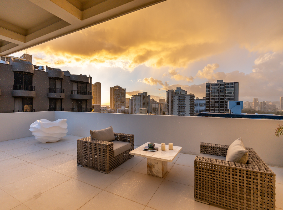 2533 Ala Wai Blvd Penthouse