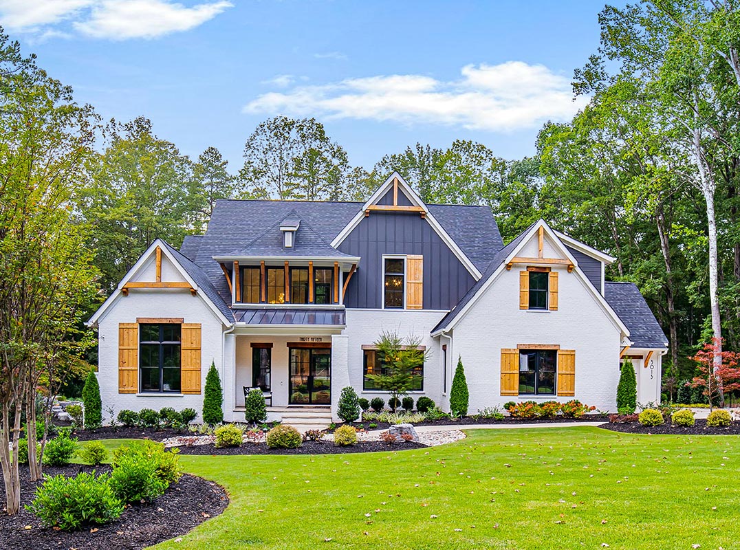 Experience Unmatched Privacy & Modern Luxury