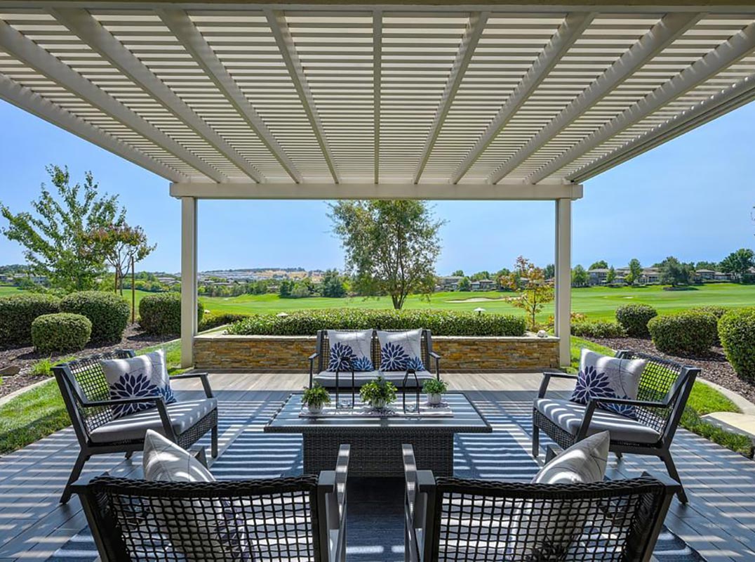 Newly Listed on the Golf Course!
