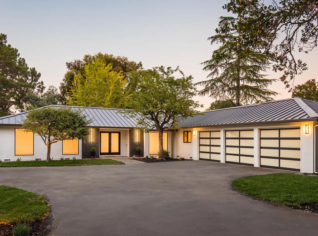 Timeless Tranquility in Lower Hillsborough