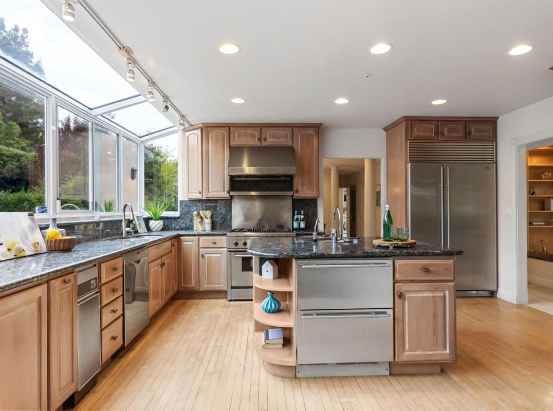 Exceptional Private And Gated Estate