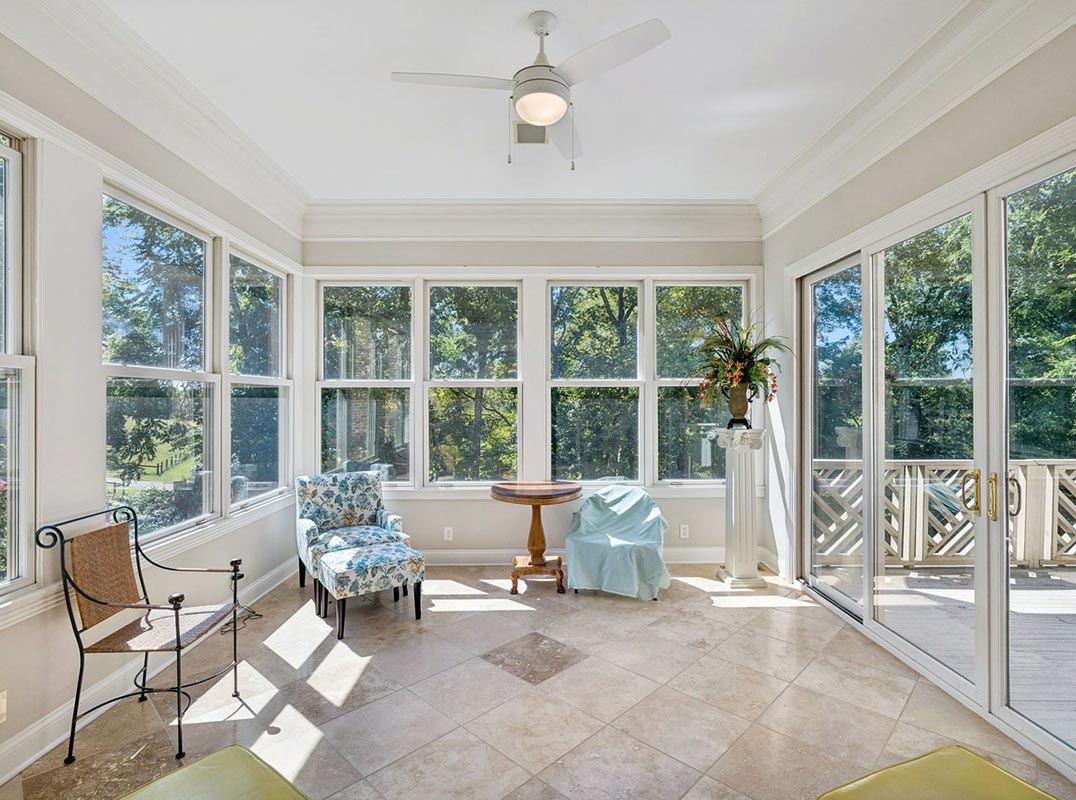 Elegant Traditional Residence