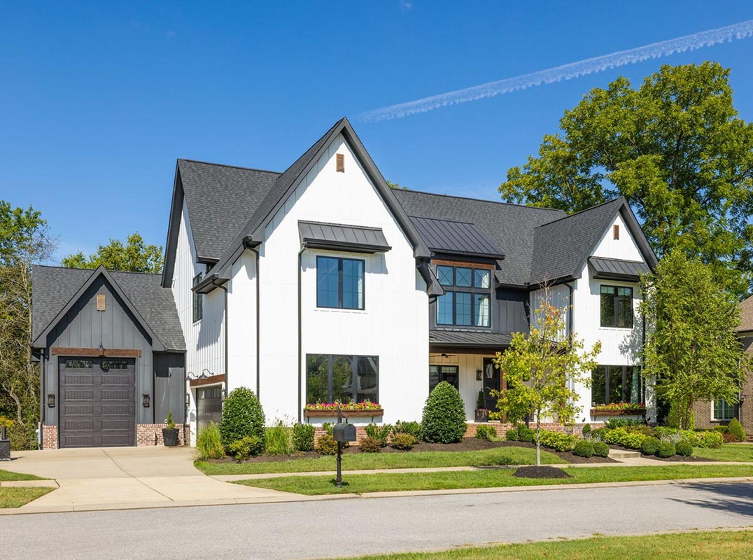 Modern Elegance With Warm Natural Accents