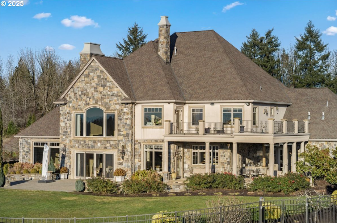 Epic Living on 20 Acres