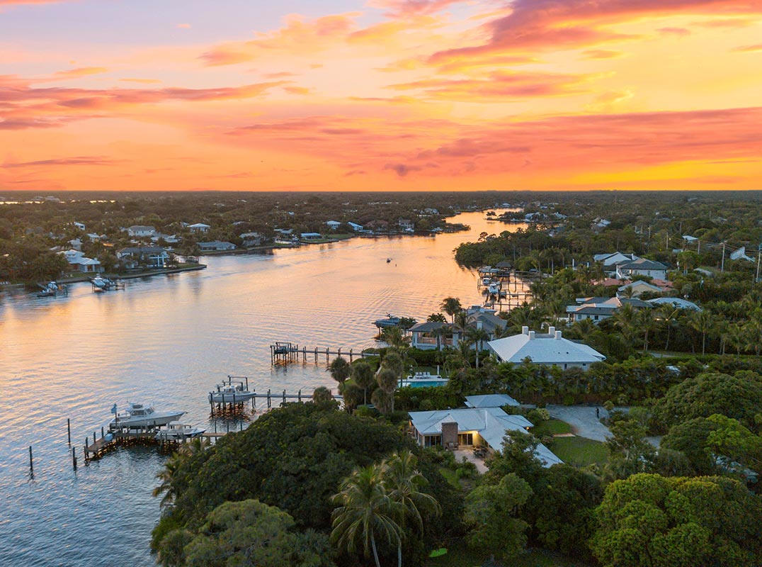 Direct Riverfront in Tequesta