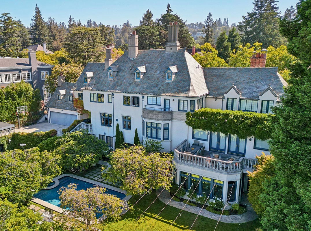 Landmark Tudor Estate in Piedmont