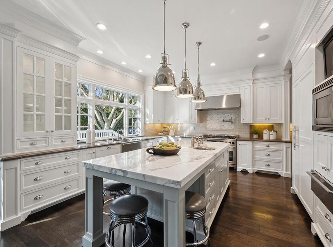 Where Urban Convenience Meets Neighborhood Magic