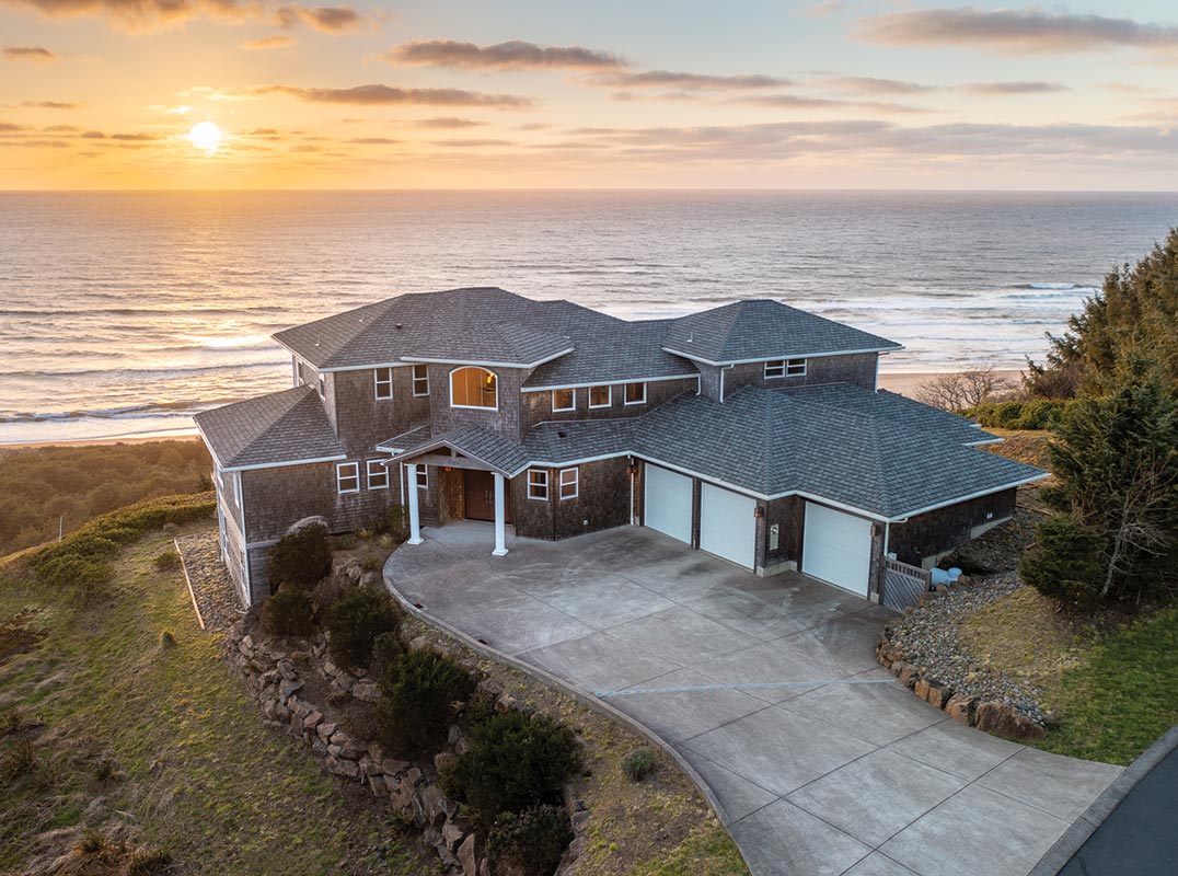 Where Ocean Meets Luxury Living