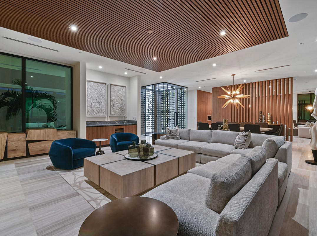Ultra-Modern Masterpiece in Panther National