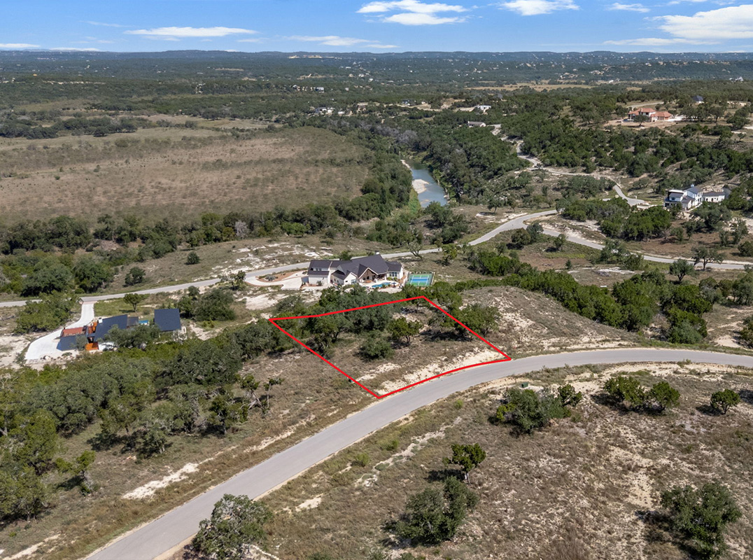 927 Enchanted Vw (Lot 75) - 1.06 acres.