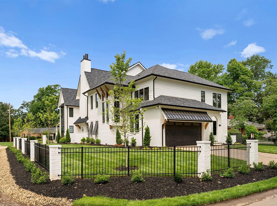 Location with lifestyle!