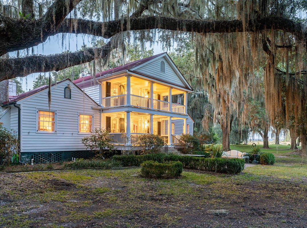 Breathtaking Historic Waterfront Estate 195.21 +/- Acres