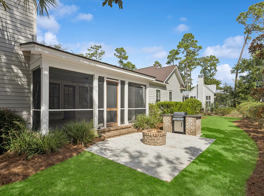 Steps from the Amenities of Palmetto Bluff