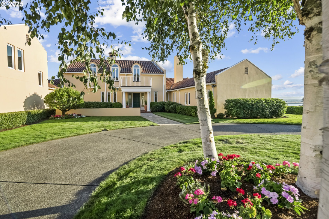 Where Elegance and Ease Fall in Love