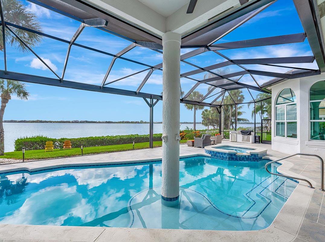 Fully Renovated Luxury Waterfront Home with Private Boat Slip