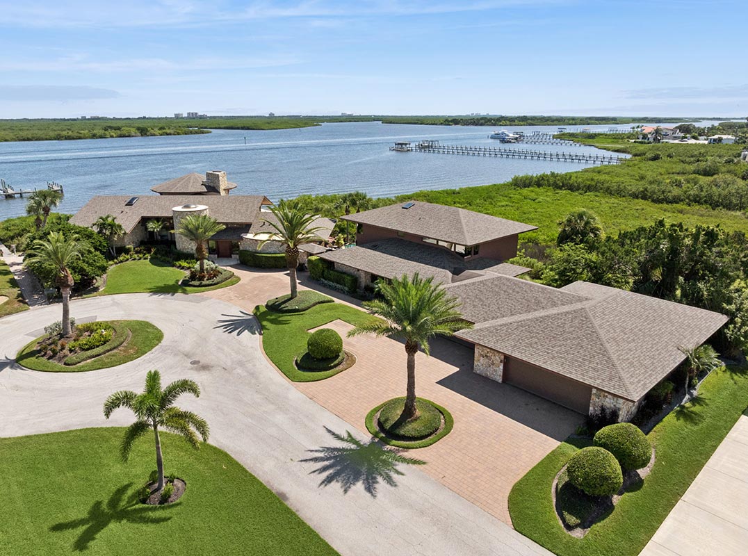 Experience the Pinnacle of Coastal Luxury Living