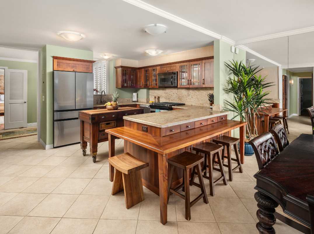 2895 Kalakaua Avenue #1403, 1404, 1405