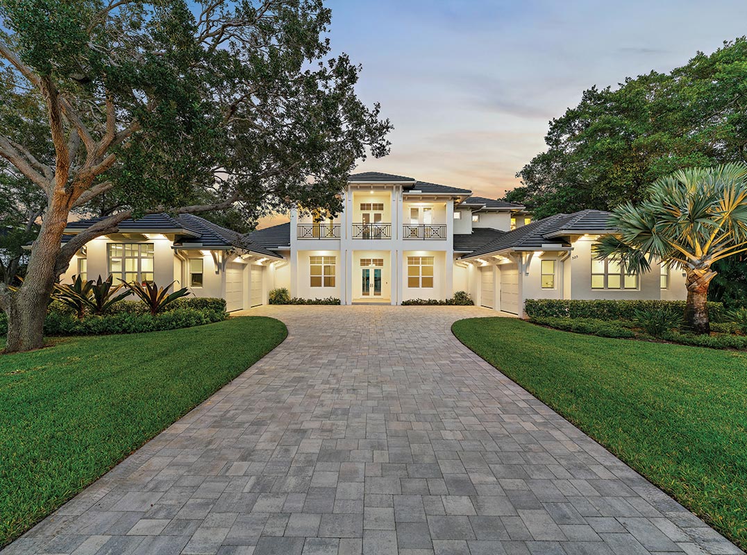 Brand New Waterfront Custom Homе!