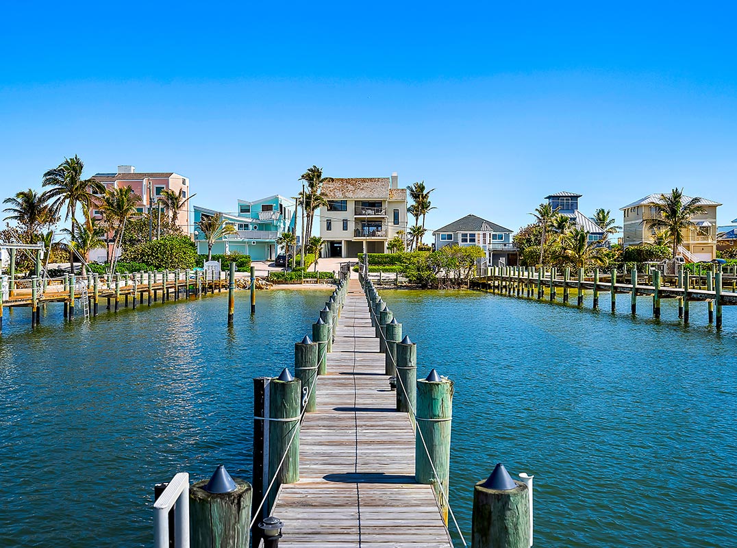 Mеticulously Maintained Beachfront Home