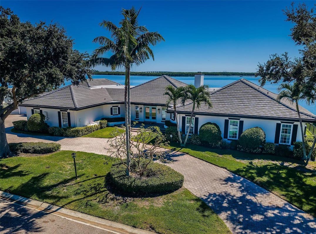 Bayway Isles — St. Petersburg