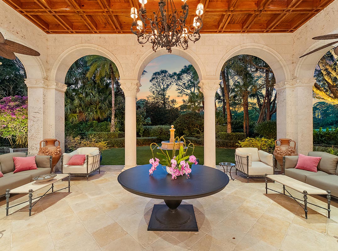 Signature Estate Home in Bears Club