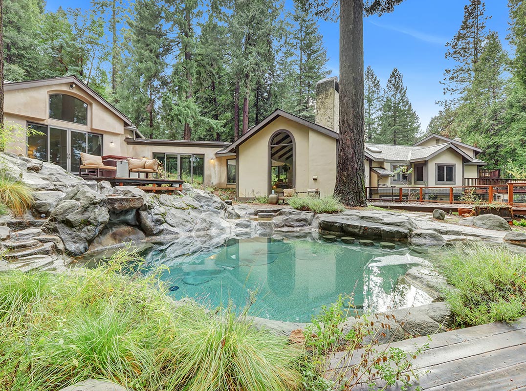 Contemporary Home on 40 Breathtaking Acres