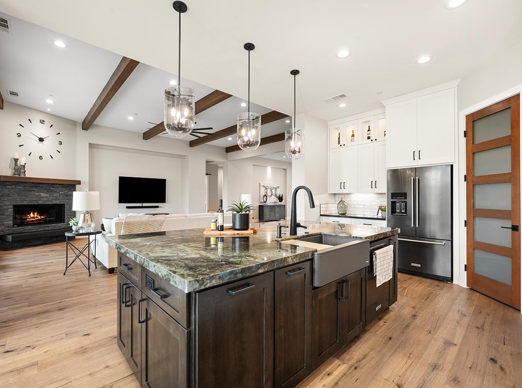 Luxurious Modern Custom Home