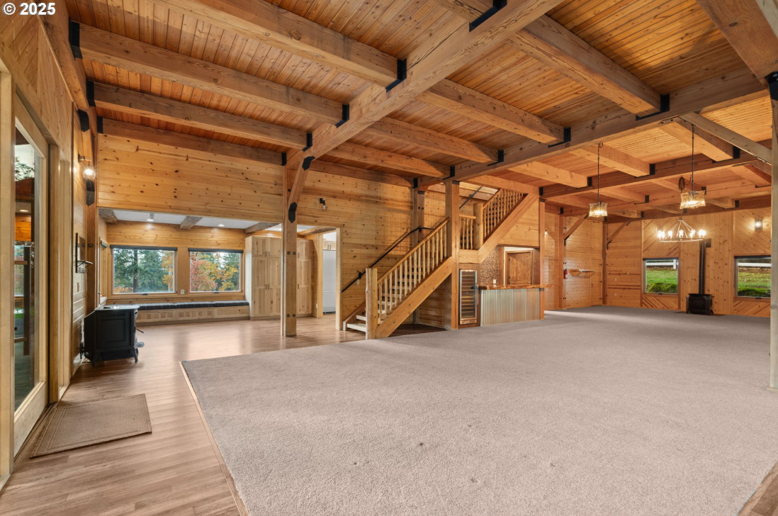 Your Private 23 Acre Retreat in West Linn
