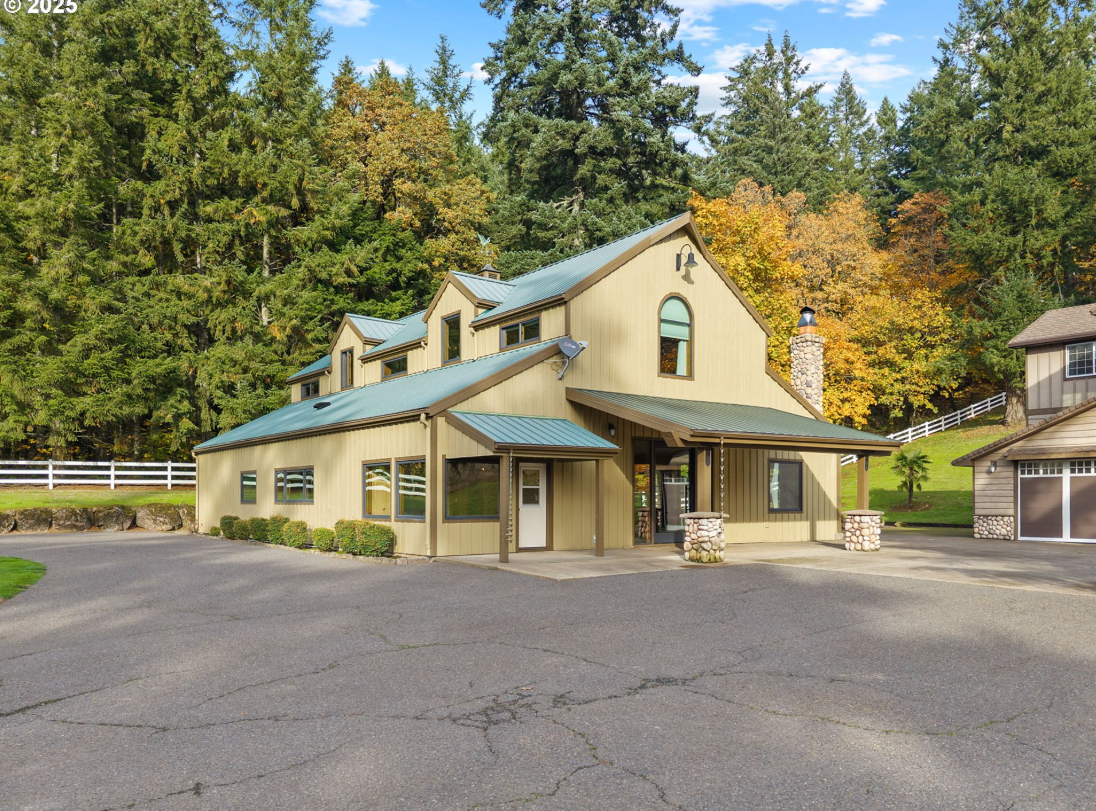 Your Private 23 Acre Retreat in West Linn