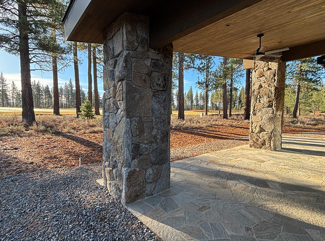 Gray’s Crossing Golf Course -- New, Turn-Key Mountain Retreat