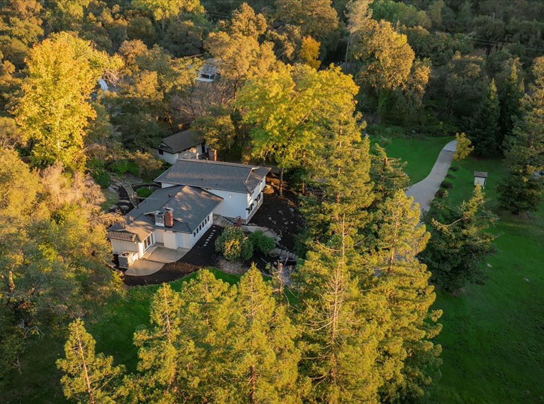 Timeless Craftsmanship with Modern Design