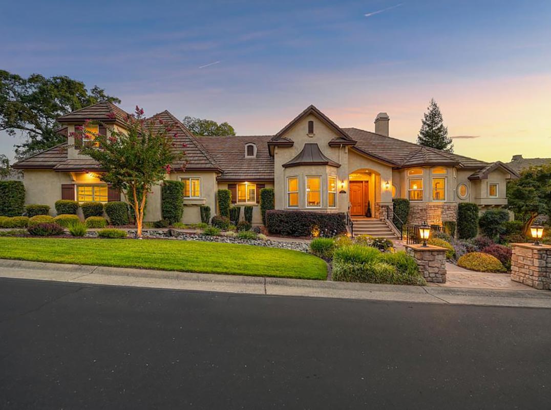 Stunning Custom Home In The Gated Enclave At Whitney Oaks