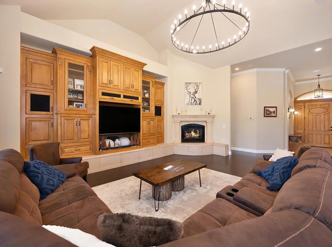 Stunning Custom Home In The Gated Enclave At Whitney Oaks