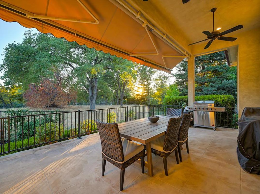 Stunning Custom Home In The Gated Enclave At Whitney Oaks