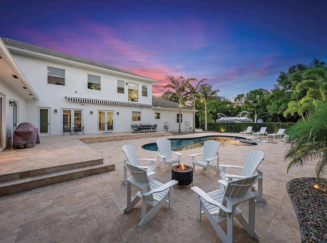 Jupiter Farms Estate with Unmatched Privacy and Luxury