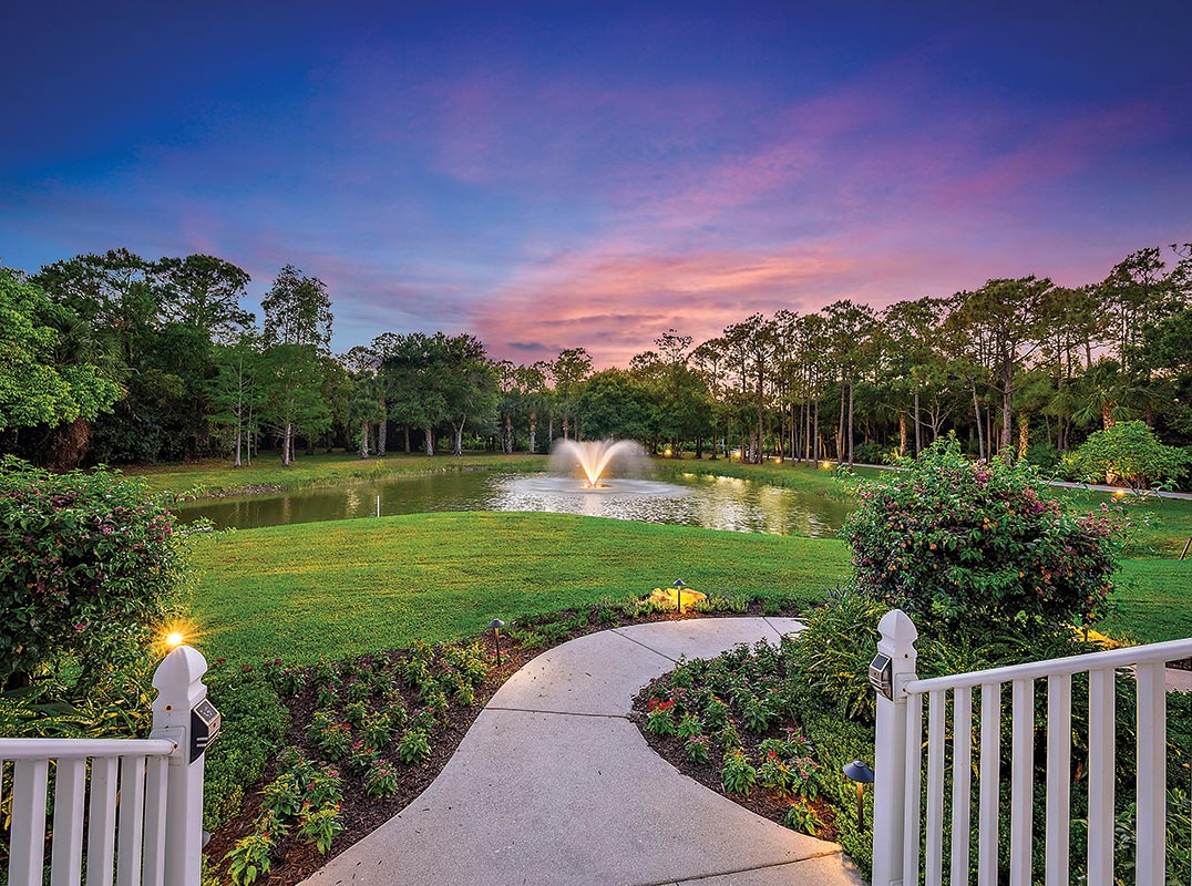Jupiter Farms Estate with Unmatched Privacy and Luxury
