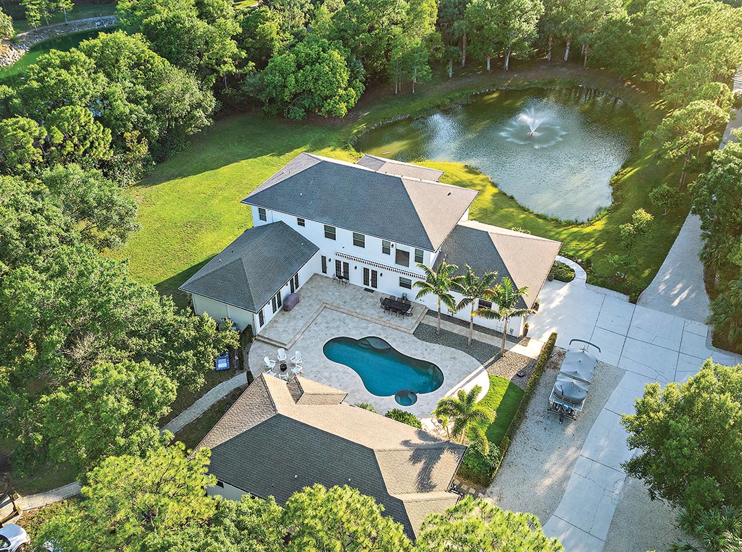 Jupiter Farms Estate with Unmatched Privacy and Luxury