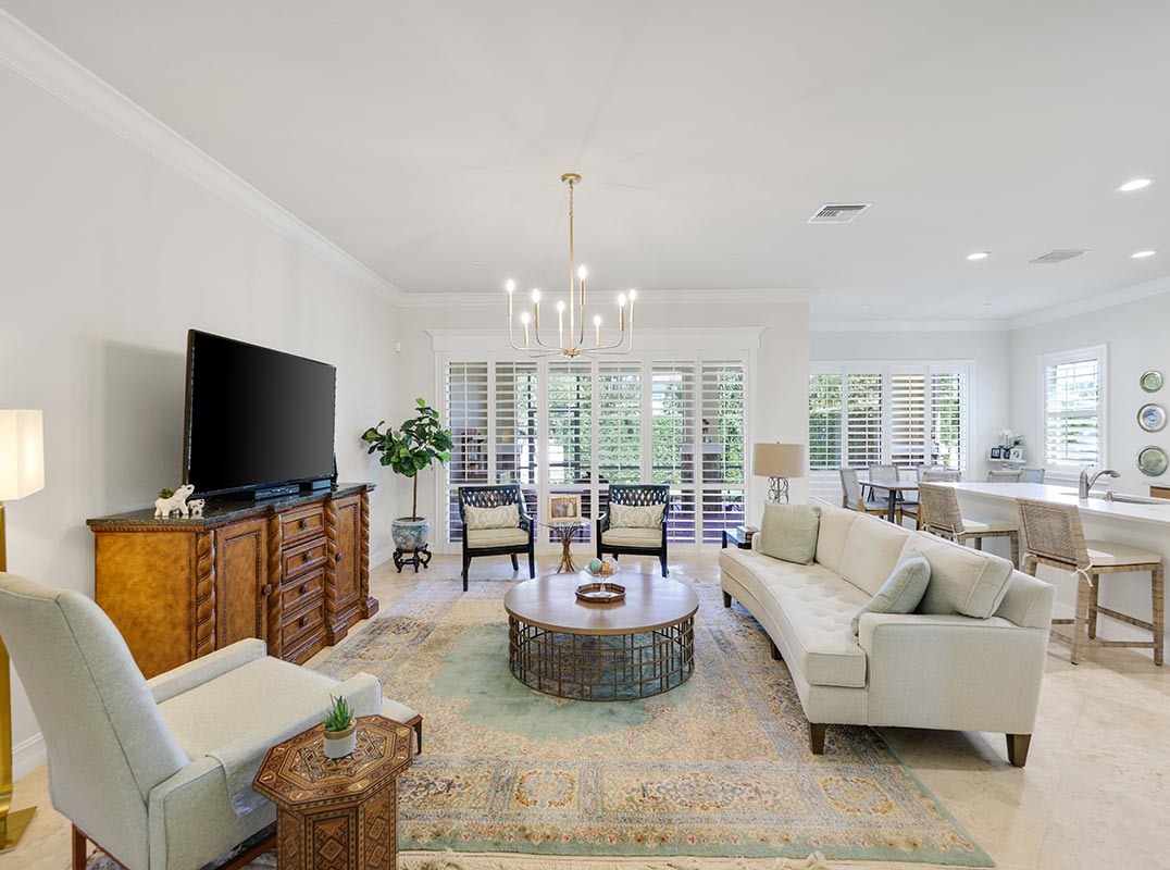 Charming One Story Sandpiper Model