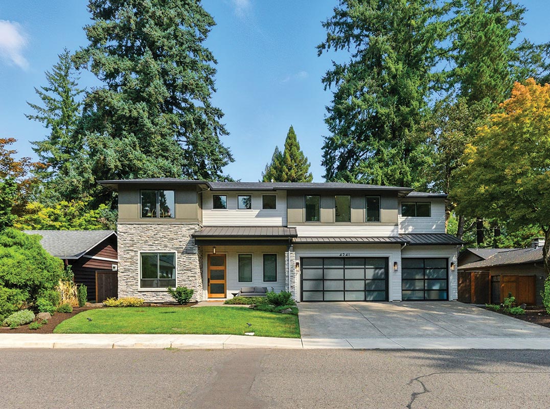 Better than new in storybook Lake Oswego neighborhood with sidewalks and central location.