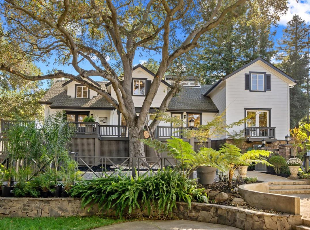 Timeless Architecture And Relaxed California Living