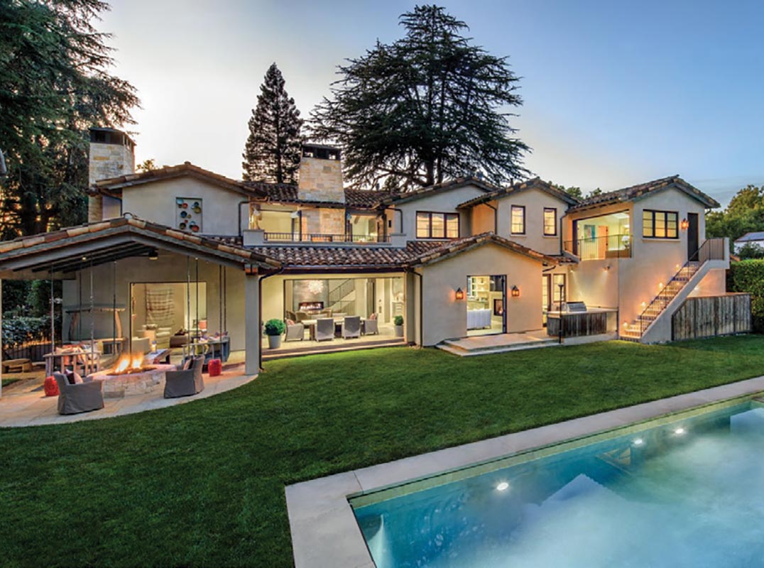 Resort-Style Living in the Heart of Palo Alto