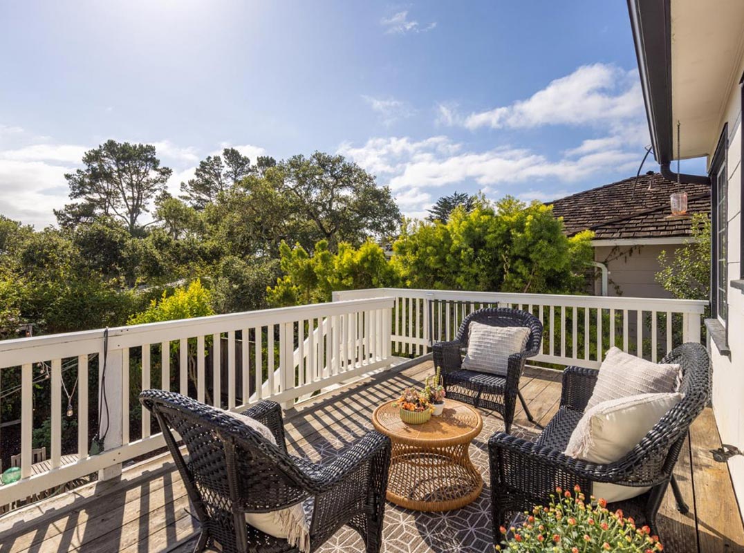Picturesque Home Embodying the Coastal Lifestyle of Carmel-by-the-Sea